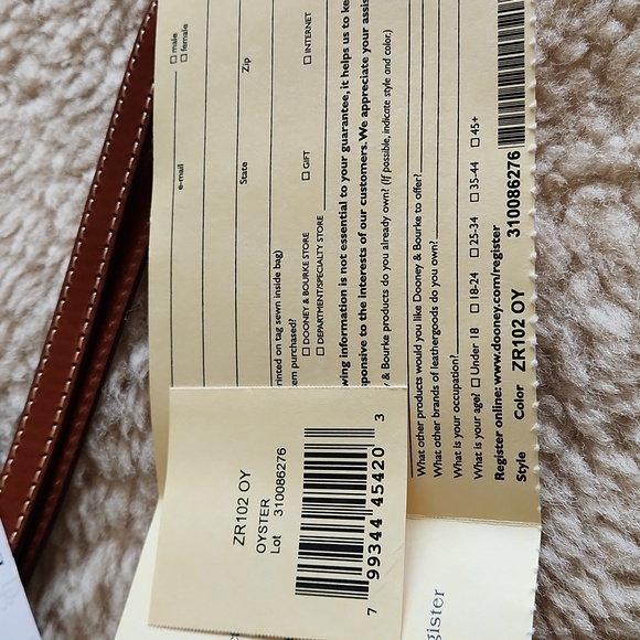 NWT Dooney & Bourke 3/4 Zip Oyster Pebbled Leather Wallet/Wristlet 🩶🎁🦪 - Picture 14 of 16